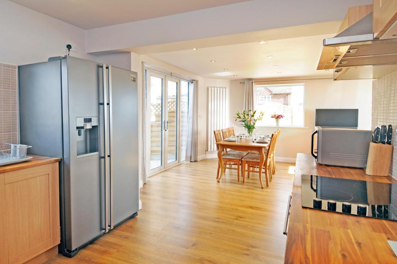 Appartement Spacious Rugby Field With Off-street Parking And Ev Fast Point For Electric Cars *