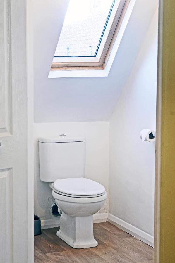 Appartement Spacious Rugby Field With Off-street Parking And Ev Fast Point For Electric Cars Whitby