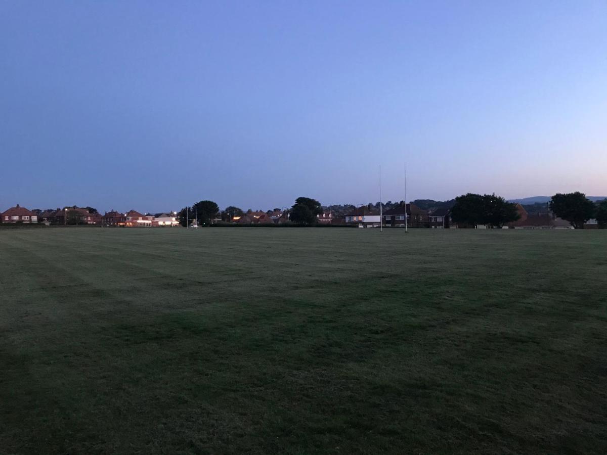 Apartment Spacious Rugby Field With Off-street Parking And Ev Fast Point For Electric Cars *